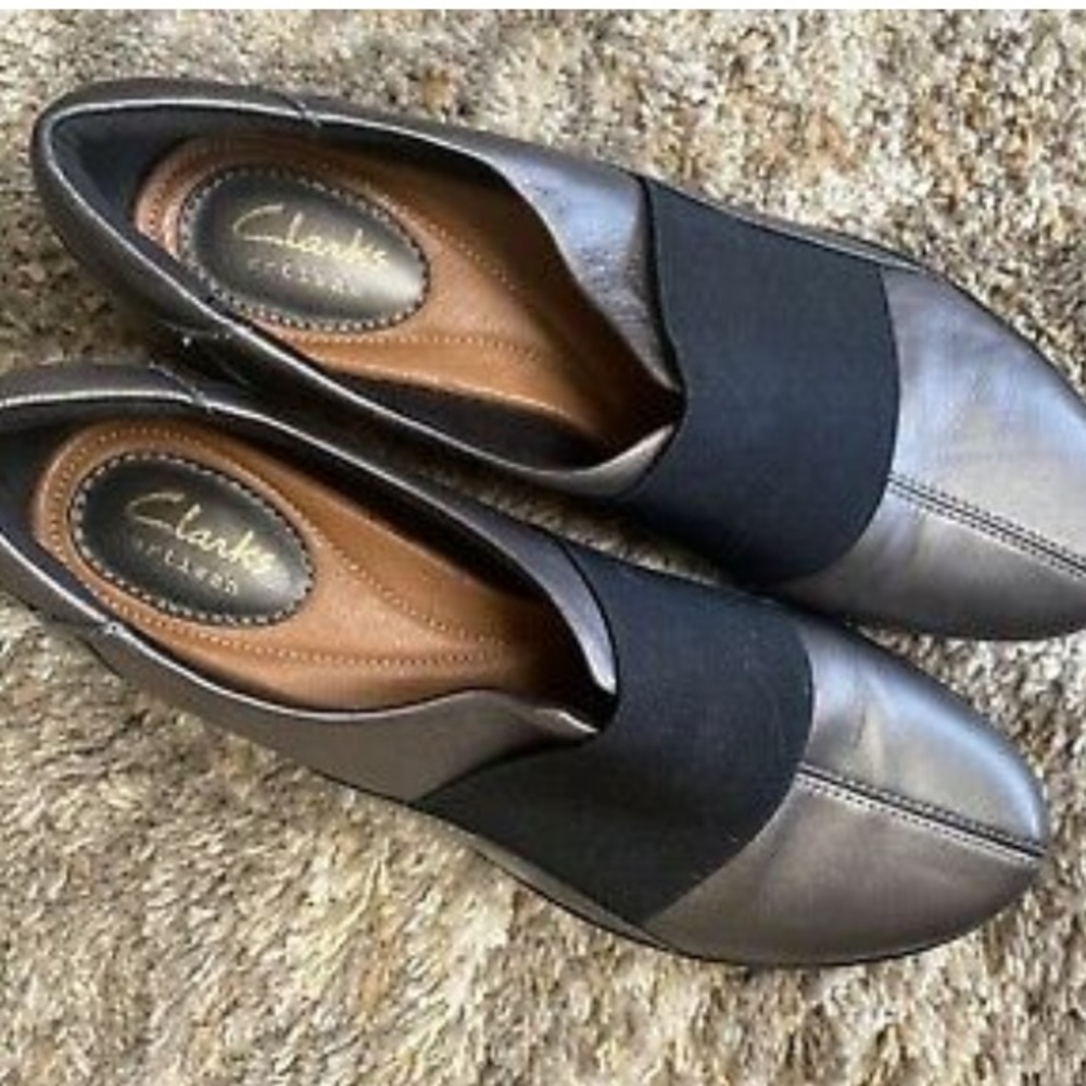 Clarks artisan slip on stylish shoes
